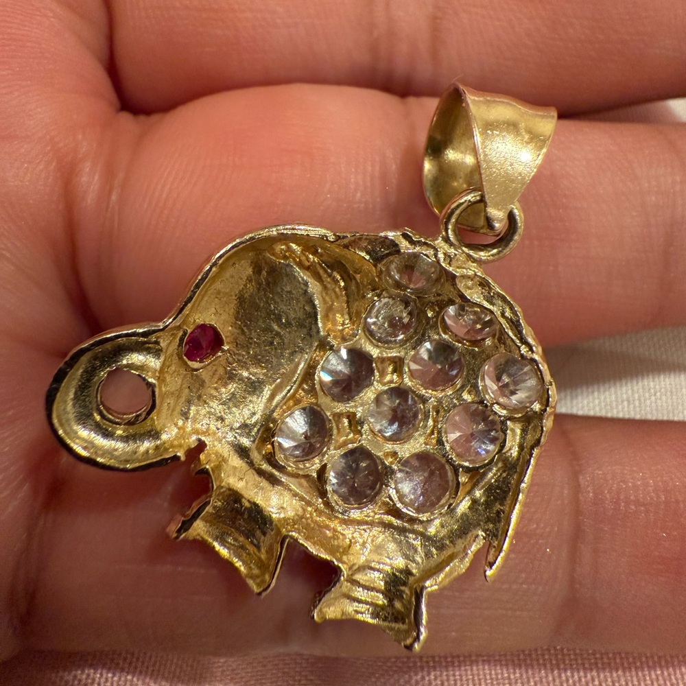 14k solid gold elephant pendant - Picture 3 of 5